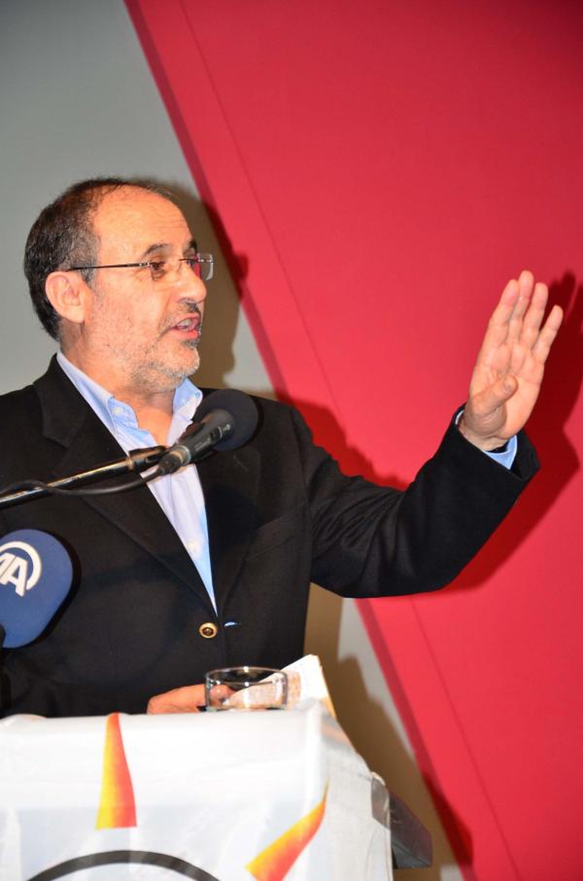 Kapusuz: Kabine Değişikliğine İhtiyaç Görmüyorum