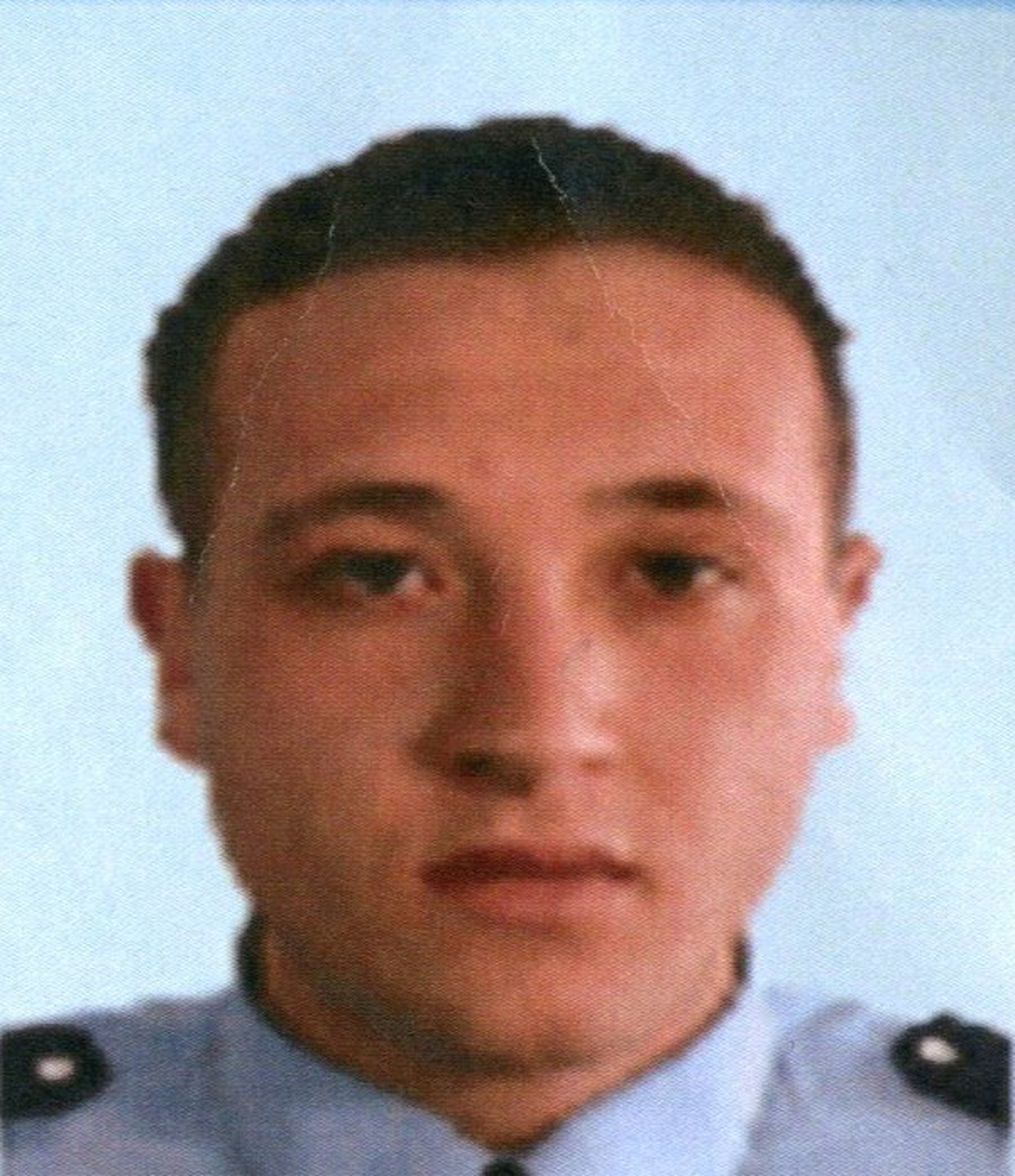 Merdivenlerden Düşen Polis Hayatını Kaybetti