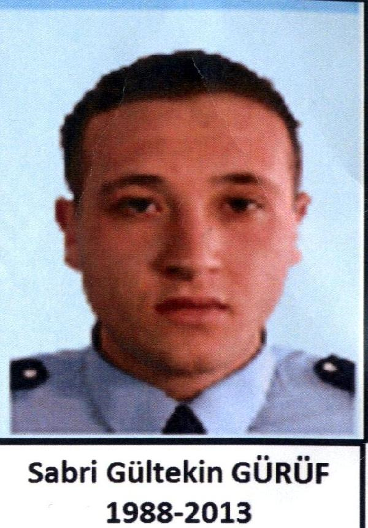 Polis Buzlu Merdivende Kaydı ve Öldü