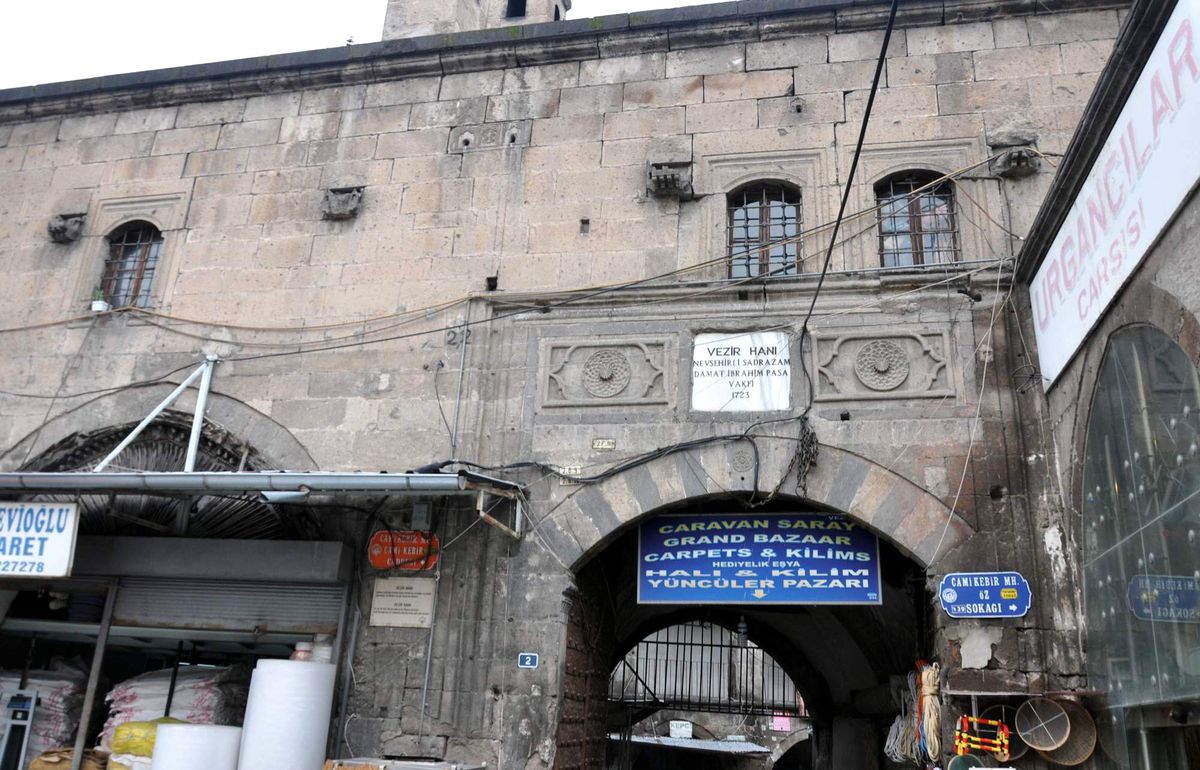 Sadrazama Niyet, İşçiye Kısmet
