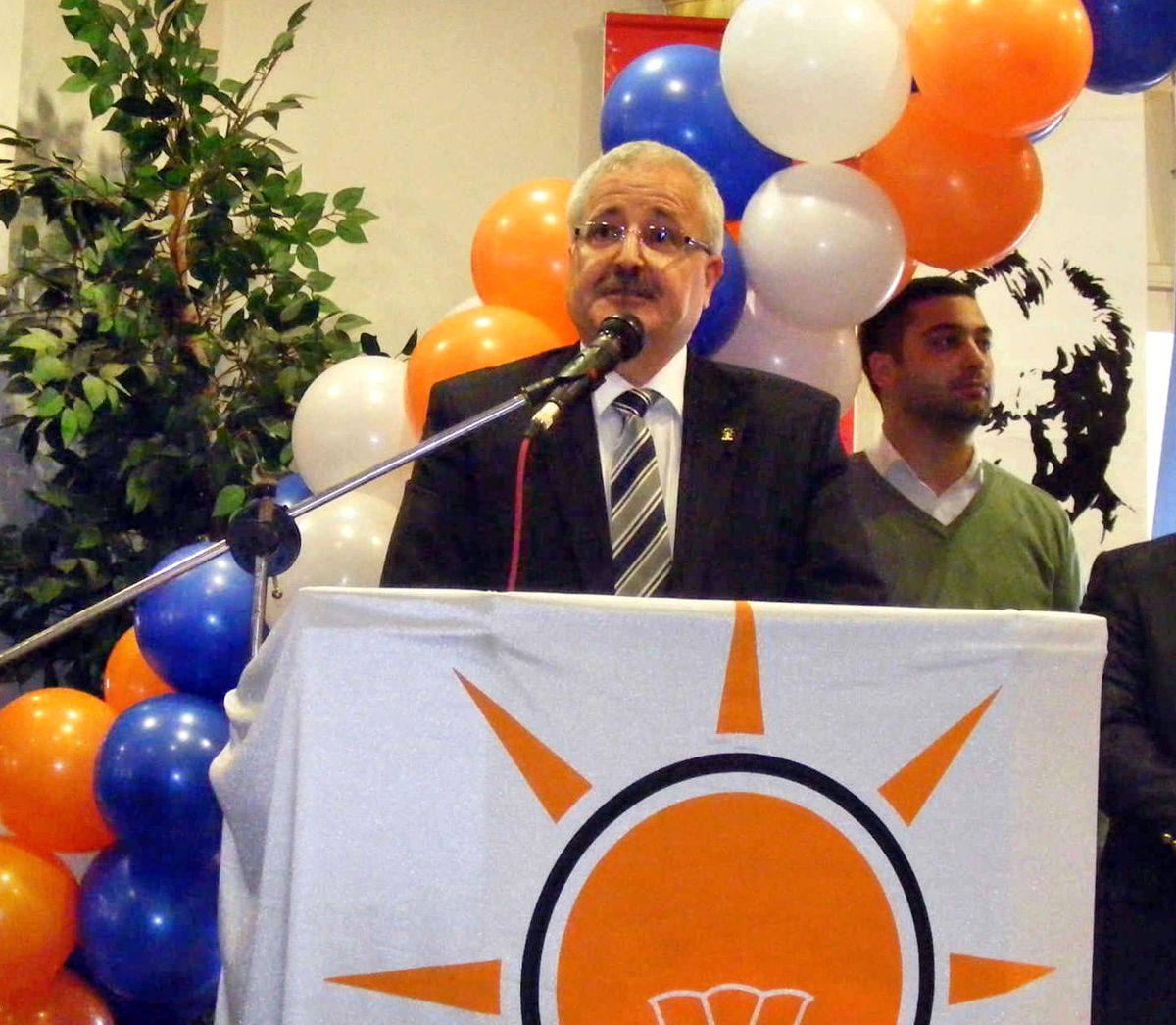 Söke AK Parti İlçe Yönetimi Görevden Alındı