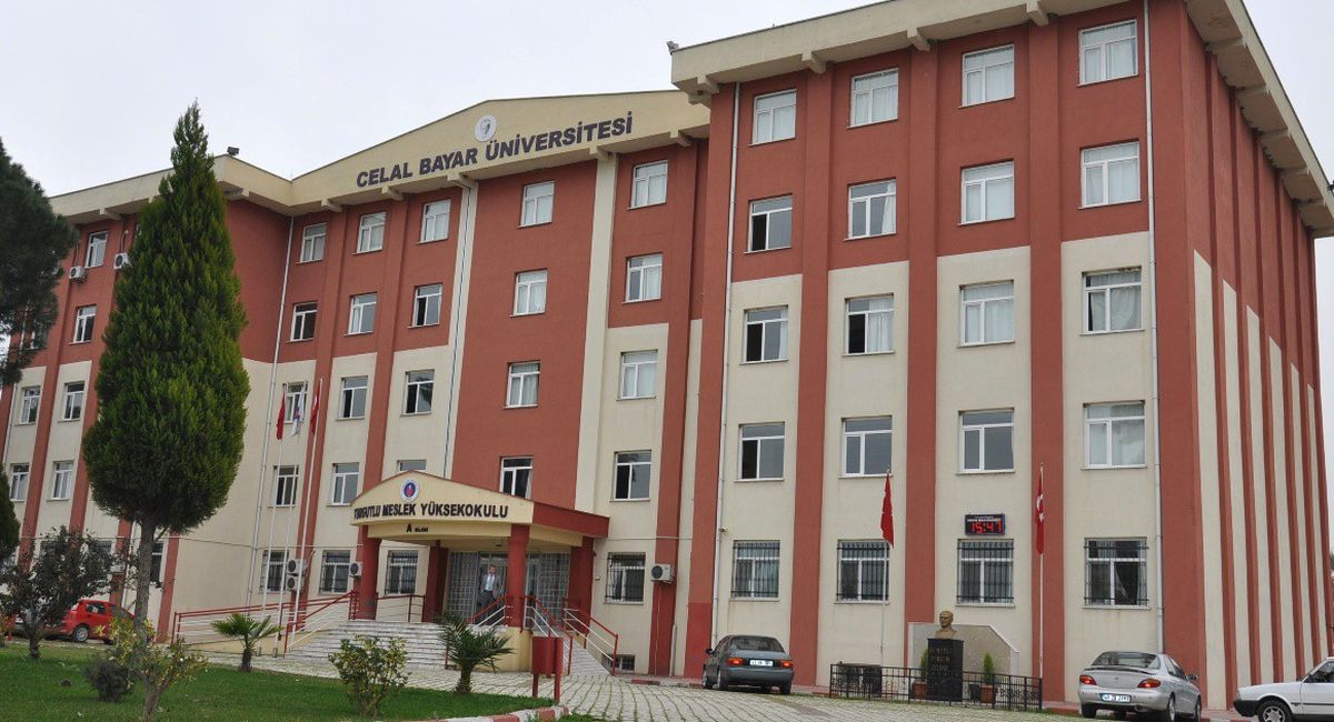 Üniversitedeki Bıçaklı Kavgaya 1 Tutuklama