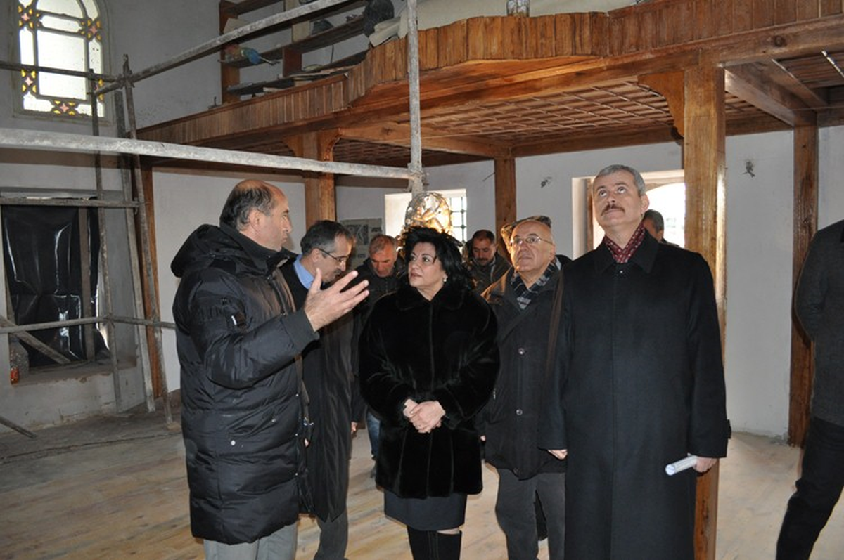 Yalova\'da Mimar Sinan\'ın Yaptığı Cami Onarılıyor