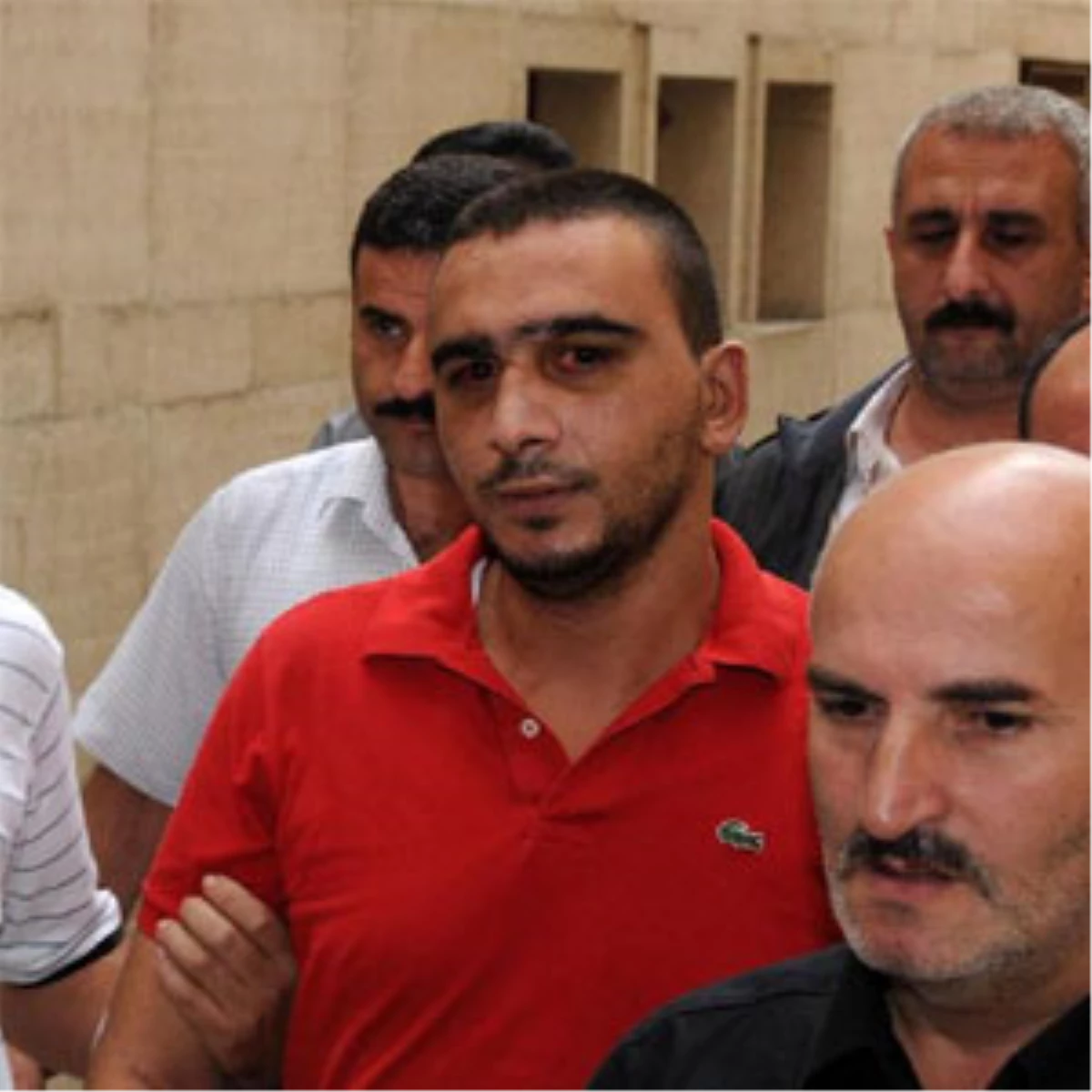 BDP\'li Vekile Kafa Atan Sanığa Hapis