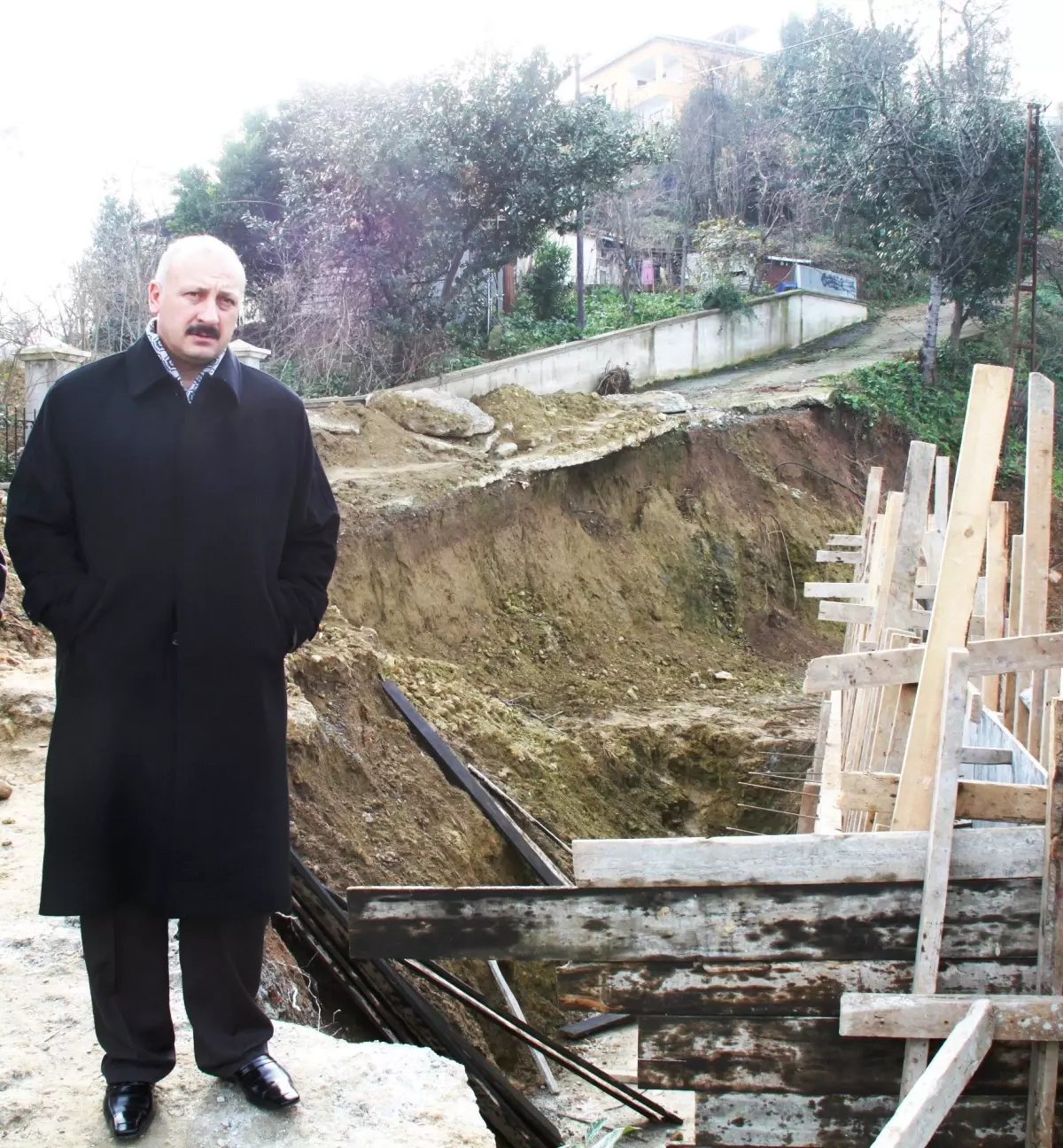 Araklı Büyüyerek Gelişiyor