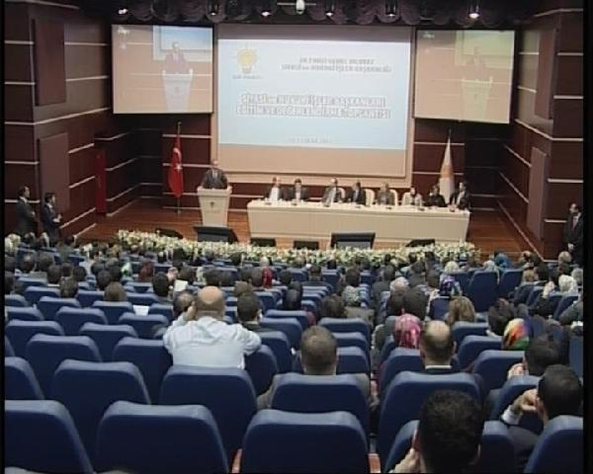 Yarışmacı Anlayışını Benimsedik