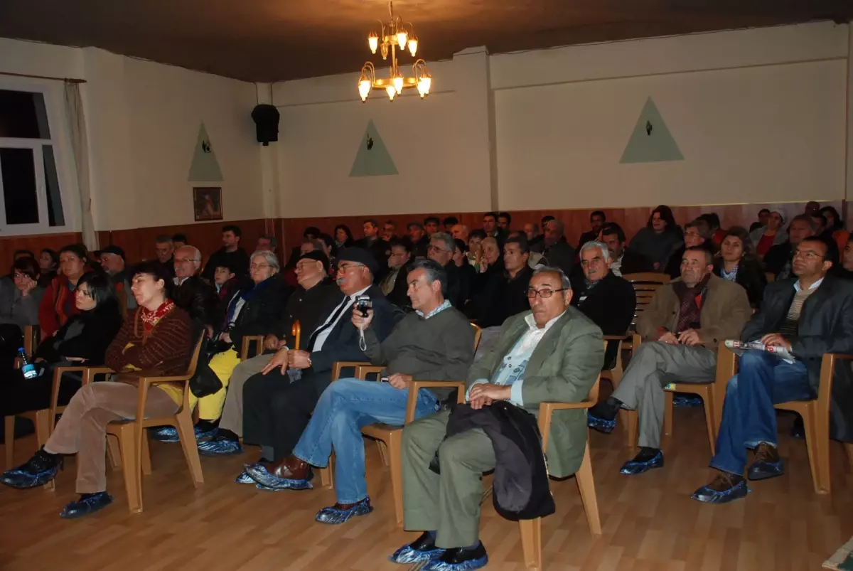 Didim Cemevi Suriye'deki Alevilerin Durumunu Masaya Yatırdı