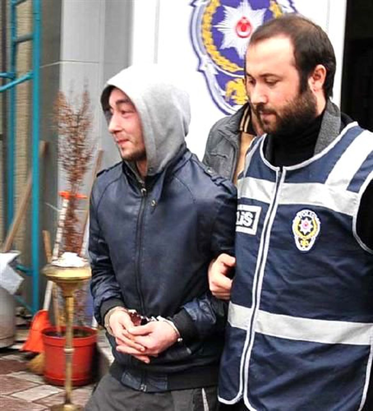 Kablo Hırsızları Suçüstü Yakalandı