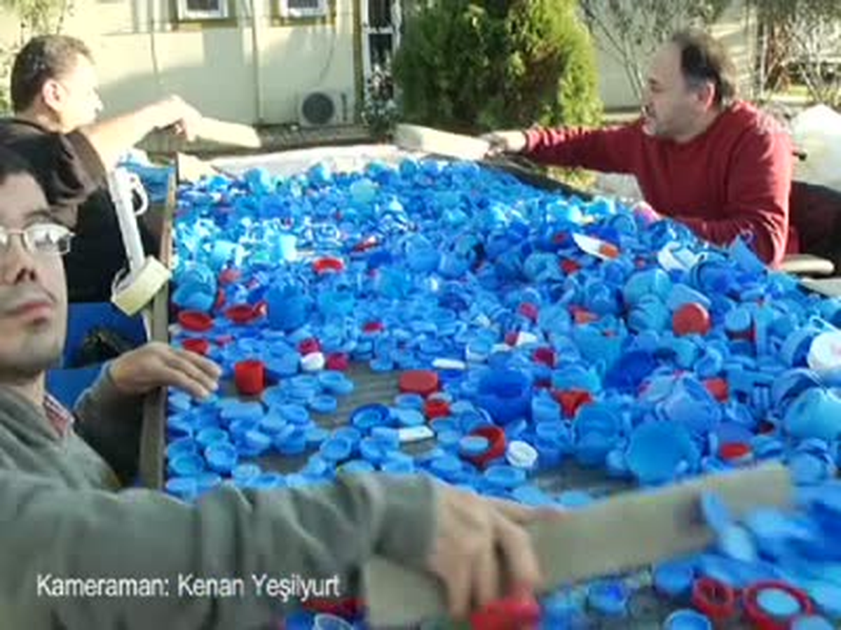 Mavi Kapaklara Müşteri Aranıyor
