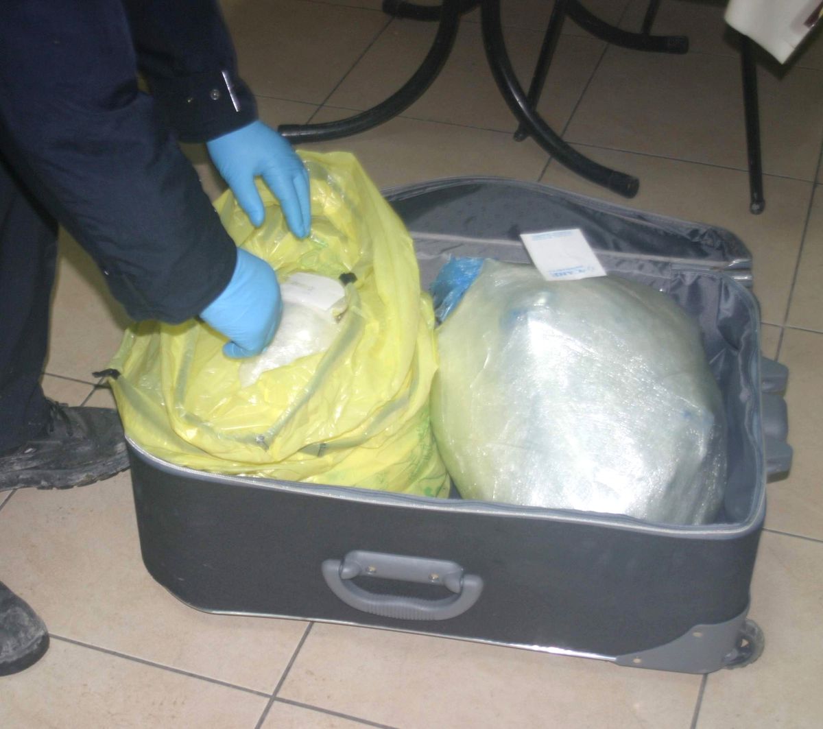 Otobüsle Esrar Taşırken Yakalandı