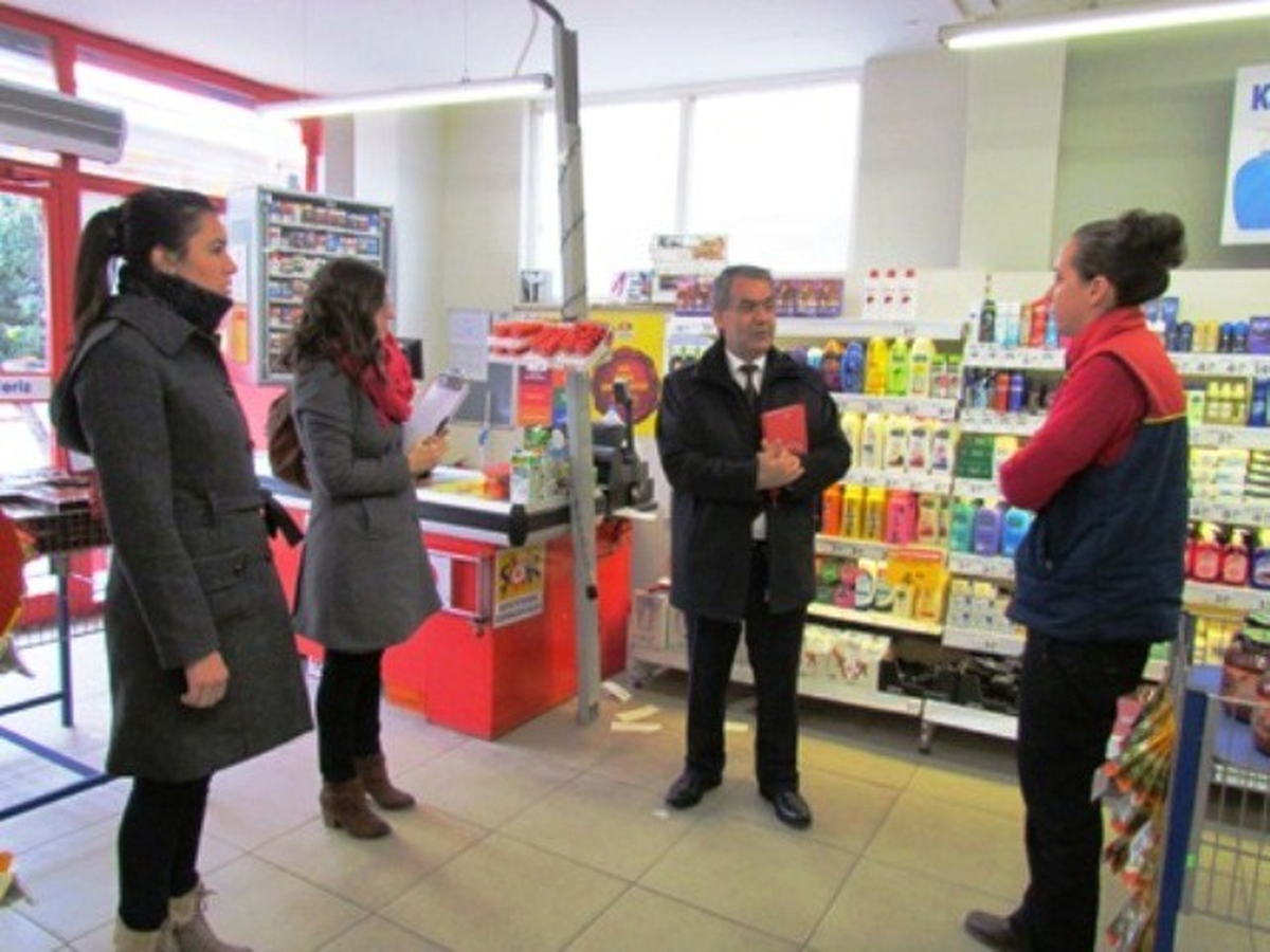 Pınarhisar\'da Sigara ve Alkollü İçki Satan Esnaf Denetlendi