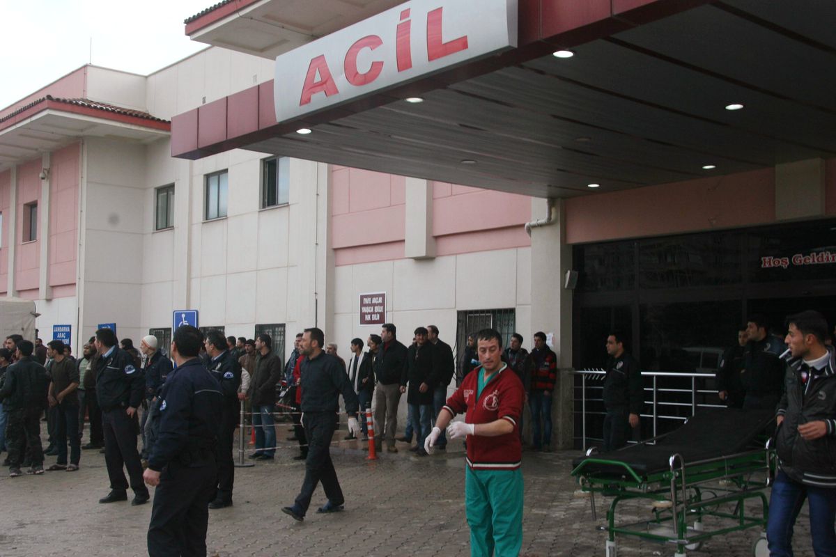 Suriye\'den Getirilen 25 Yaralıdan 5\'i Hayatını Kaybetti
