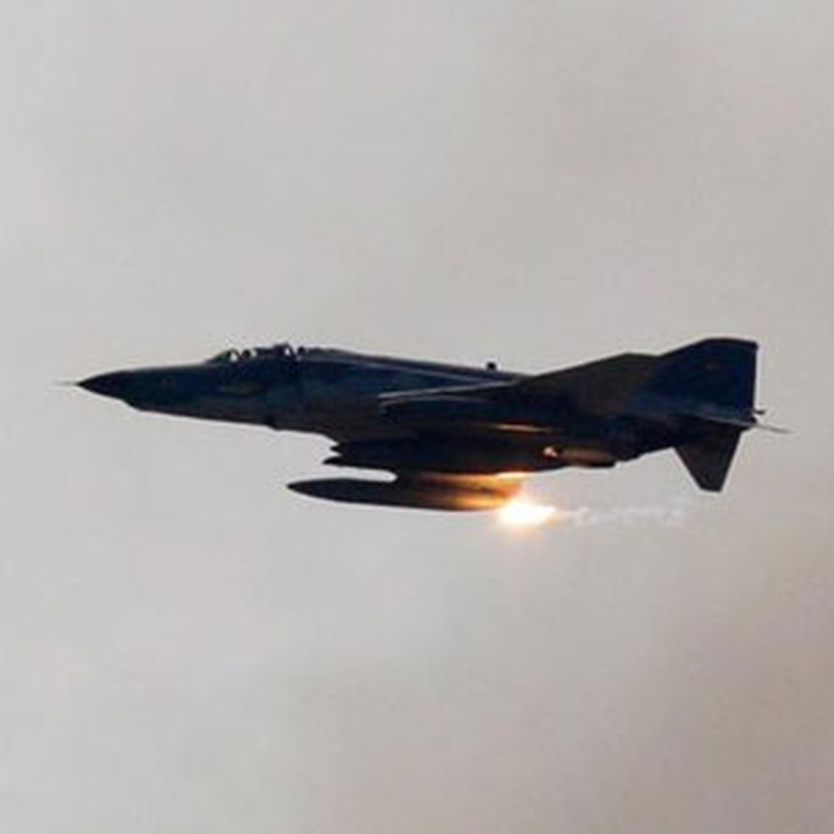Azez Bombardıman Altında