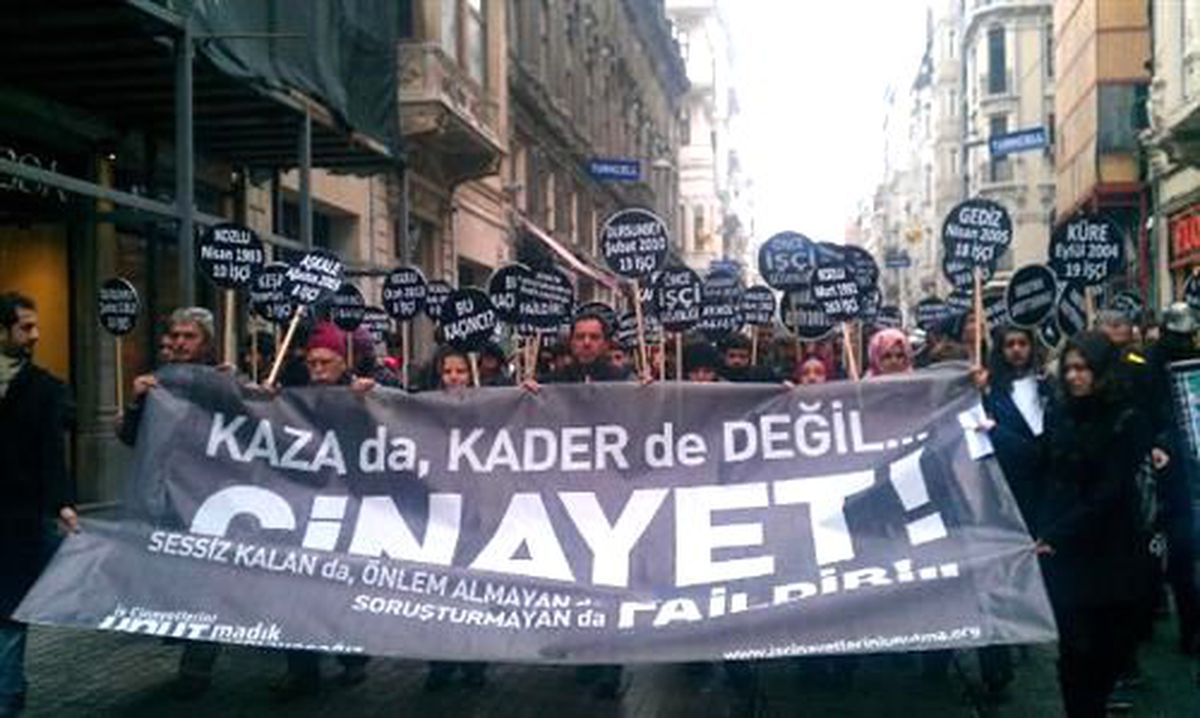 Taksim\'de İş Kazaları Protesto Edildi