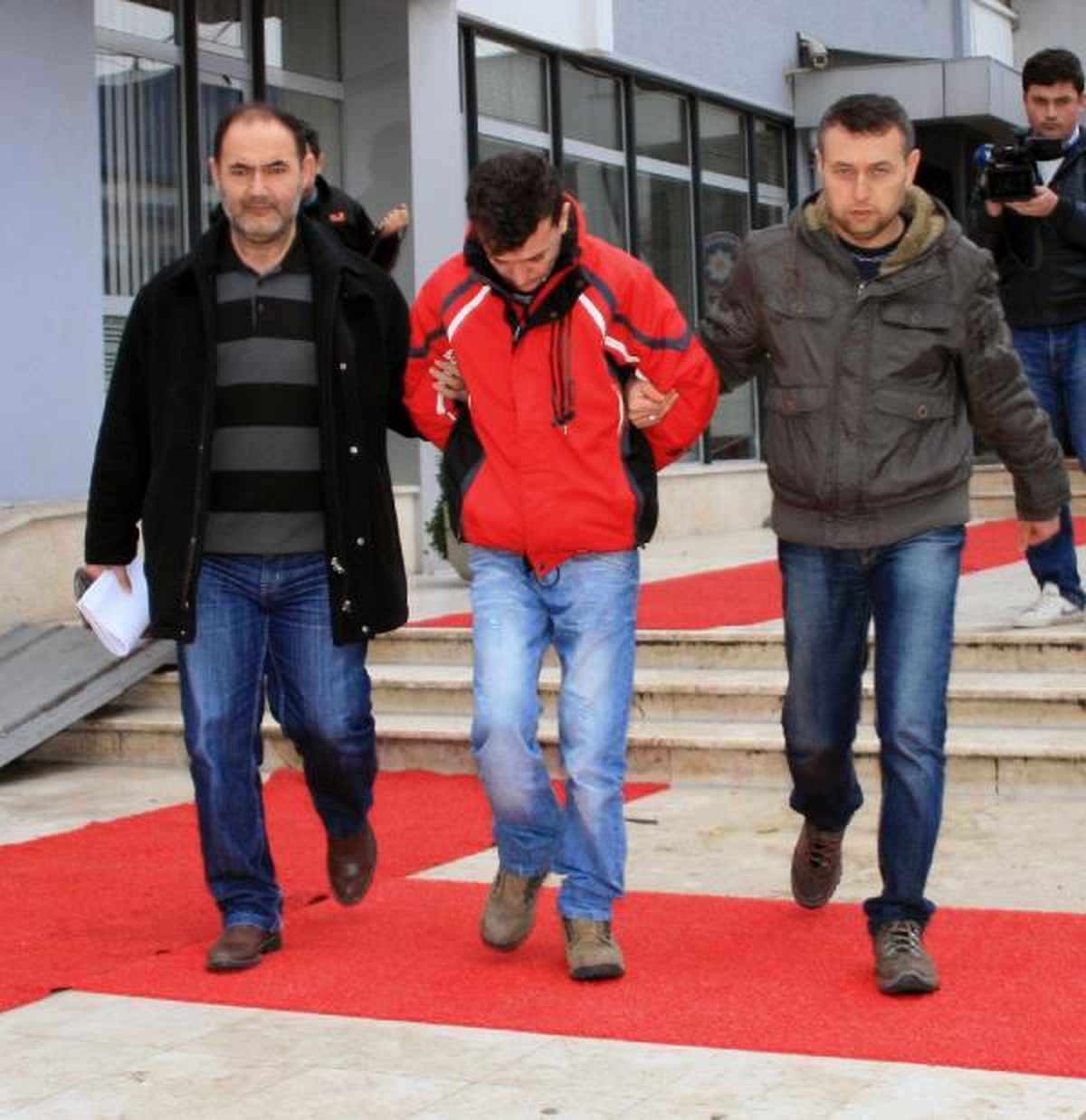 Teknoloji Hırsızı Sonunda Yakayı Ele Verdi