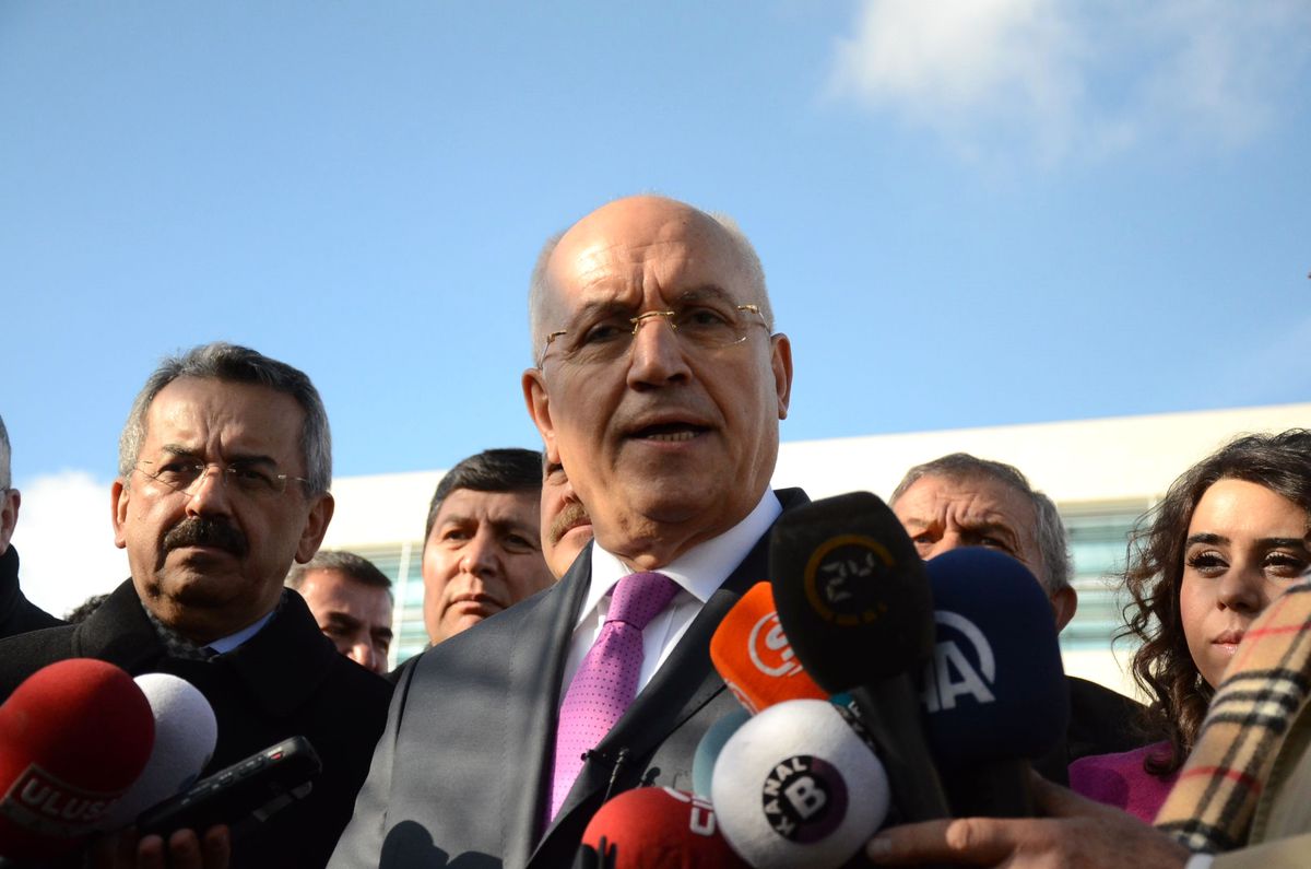 Büyükşehir Yasası\'na İptal Başvurusu