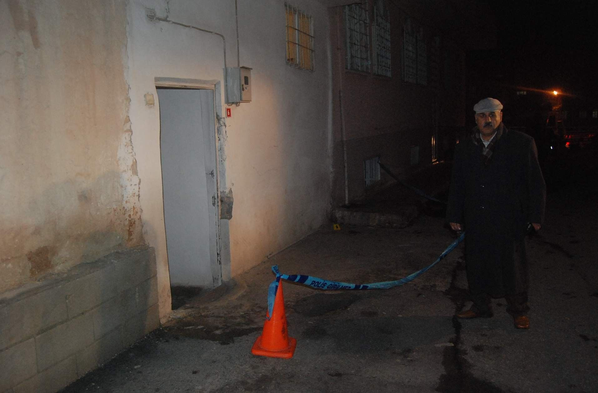 Eşini ve Kayınvalidesini Öldürdüğü İddiası
