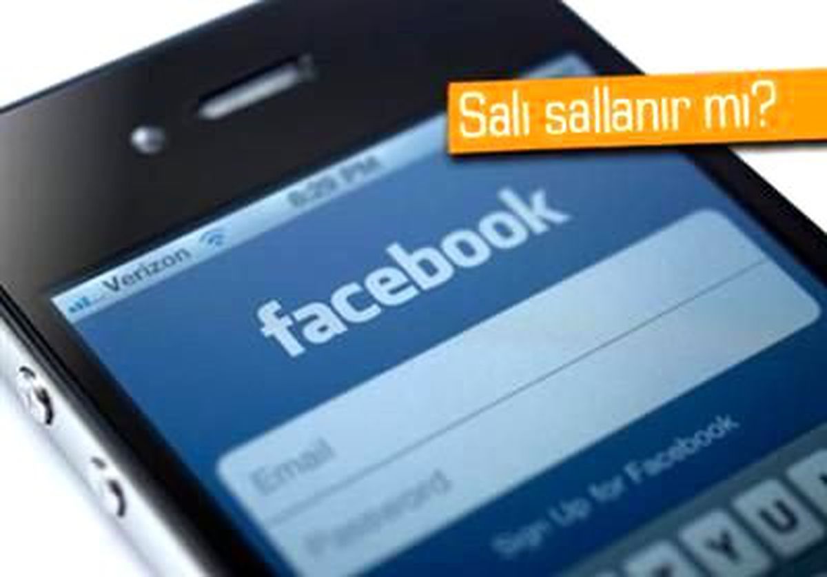 Facebook Kendi Telefonunu mu Tanıtacak?