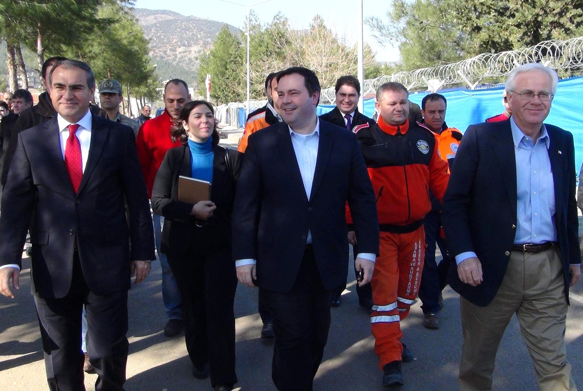 Kanada Vatandaşlık ve Göçmen Bakanı Çadır Kenti Ziyaret Etti