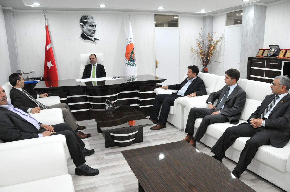 Karaköprü Belediyesi\'nden Şanlıurfa Emniyetine Motosiklet Tahsis Edildi