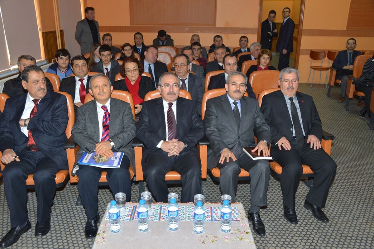 Kırklareli İl Milli Eğitim Danışma Komisyonu Toplantısı Yapıldı