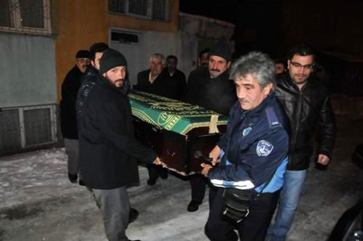 Kömür Sobasından Sızan Karbonmonoksit Can Aldı