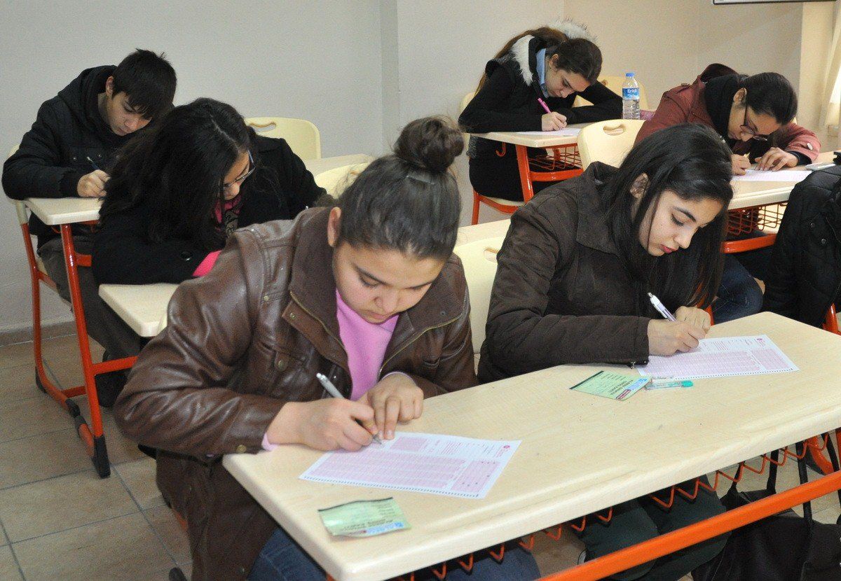 Öğrenciler Albem\'li Olmak İçin Sınav Oldu