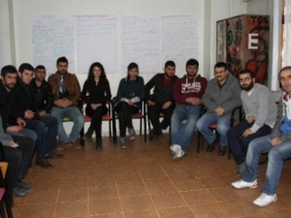 Gençler Toplumsal Barış İçin Diyarbakır\'da Buluştu