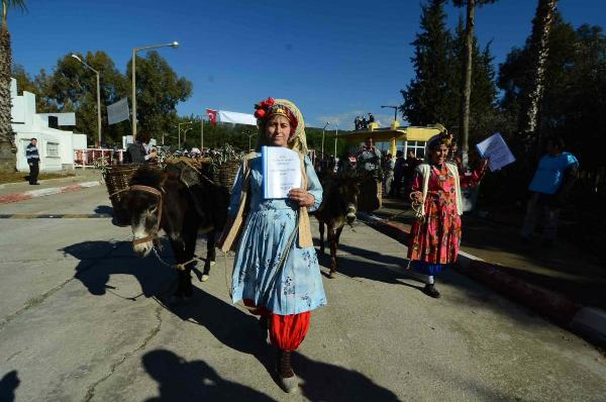 Özelleştirme Eylemi Gergin Başladı (2)