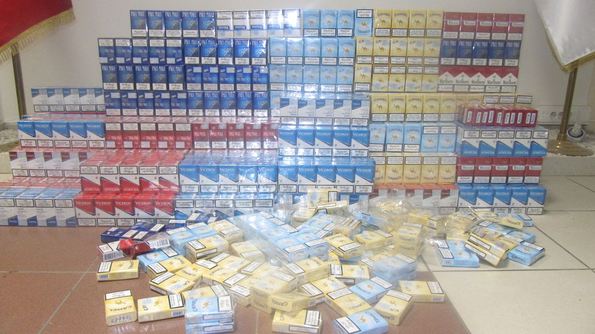 Samsun\'da 2 Bin 240 Paket Kaçak Sigara Ele Geçti