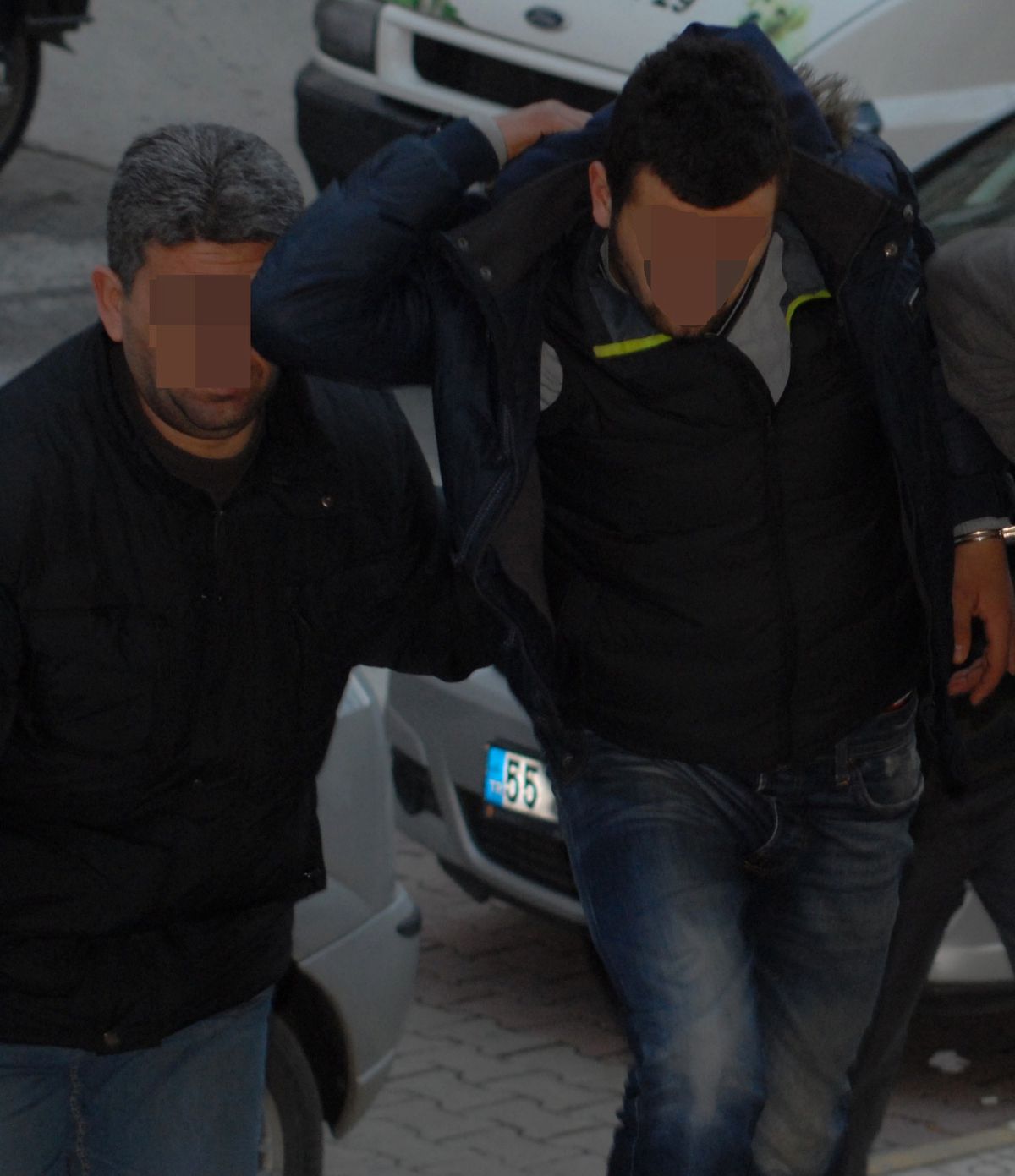 Satışa Hazır Esrarla Yakalandı