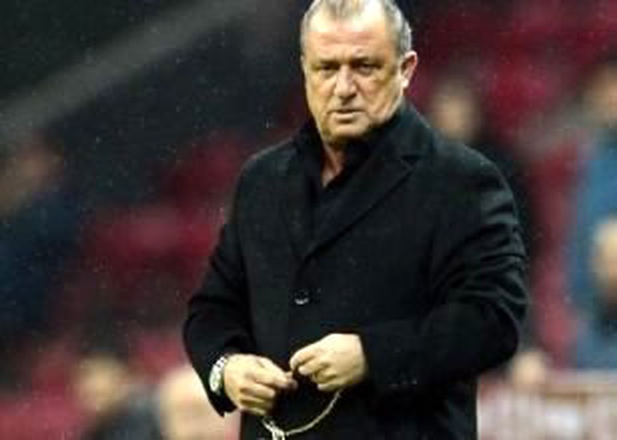 Sneijder\'i Bırak Stopere Bak!
