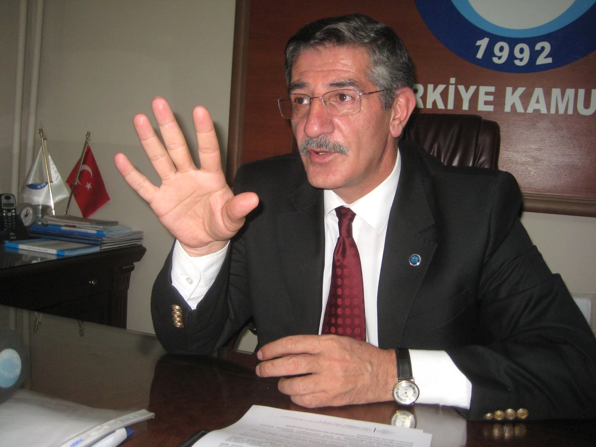Türkiye Kamu-Sen Erzurum İl Temsilcisi Bayraktar Açıklaması