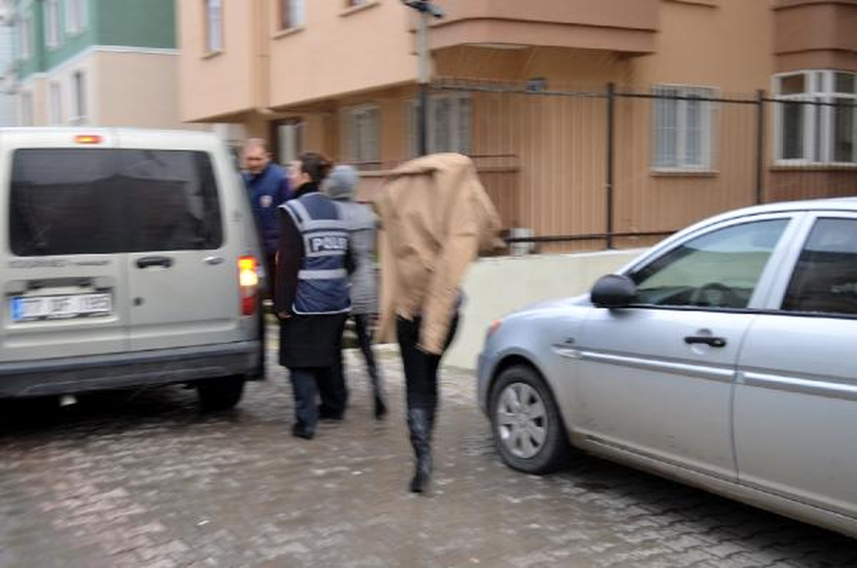 Yalova\'da Fuhuş Operasyonu: 4 Gözaltı