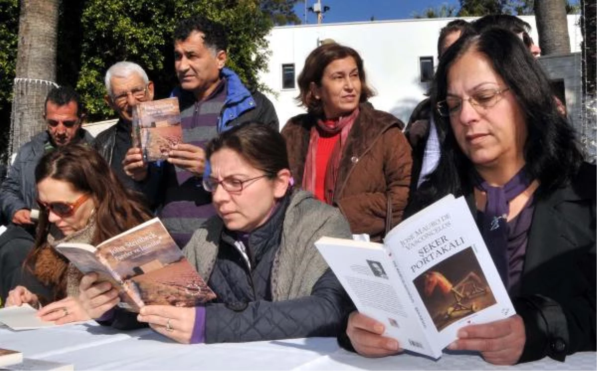 Yasakçı Zihniyete Okuma Eylemli Tepki