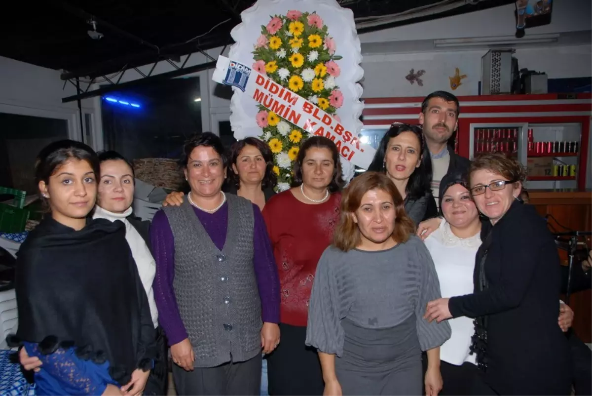 Akbük\'te İşçilere Halk Sahip Çıktı