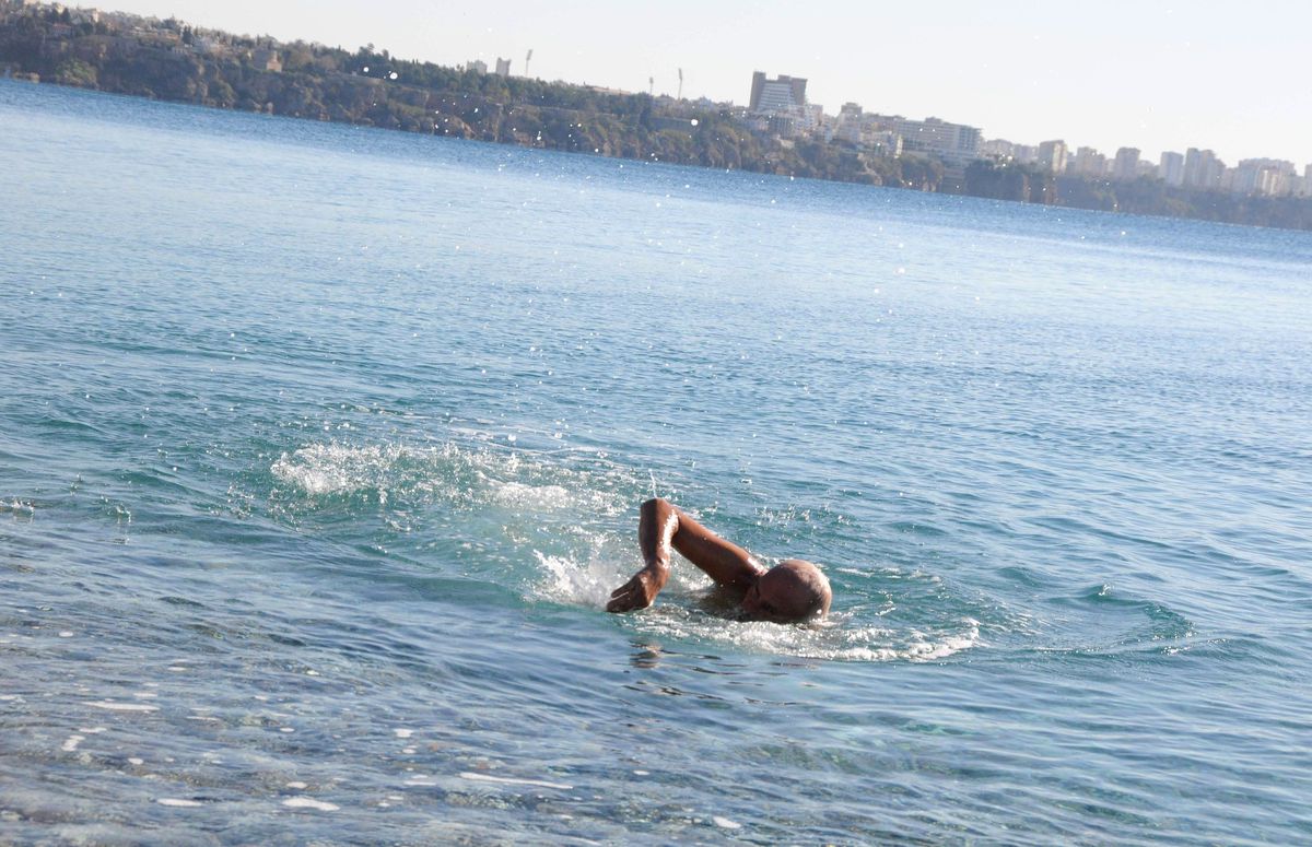Antalya\'da Güneşli Hava