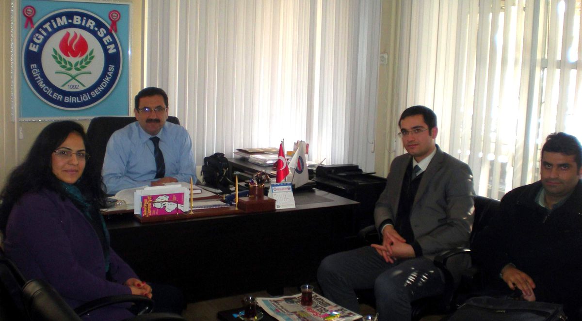 Atanamayan Öğretmenlerden Aydın Eğitim-Bir-Sen\'e Ziyaret