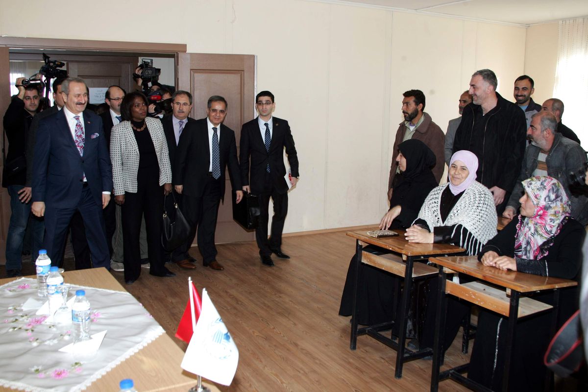 Bakan Çağlayan ve BM Dünya Gıda Programı İcra Direktörü Cousın\'in Kilis Temasları