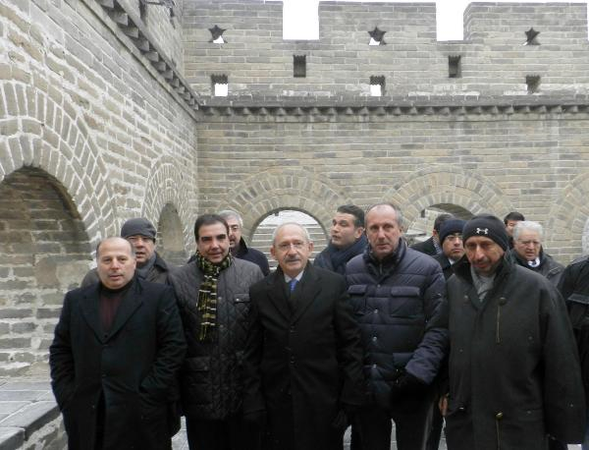 CHP Genel Başkanı Kılıçdaroğlu Çin Seddi\'nde