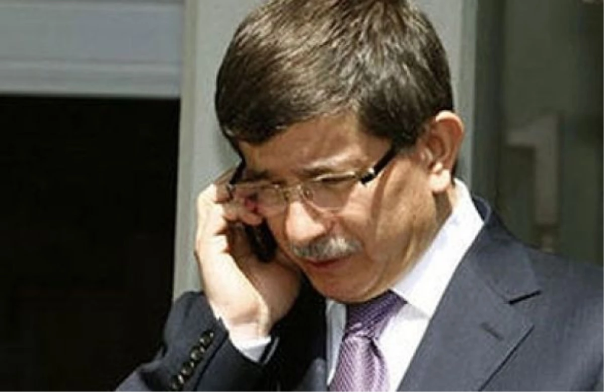 Dışişleri Bakanı Davutoğlu\'nun Telefon Trafiği