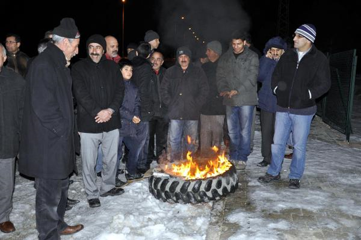 Doğalgazları Bağlanmayan TOKİ Sakinlerinden Ateşli Protesto