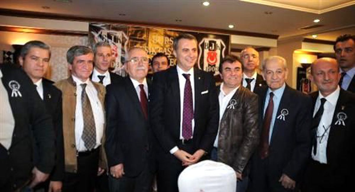 Fikret Orman Bursa\'da Beşiktaşlılar Derneği Yemeğine Katıldı