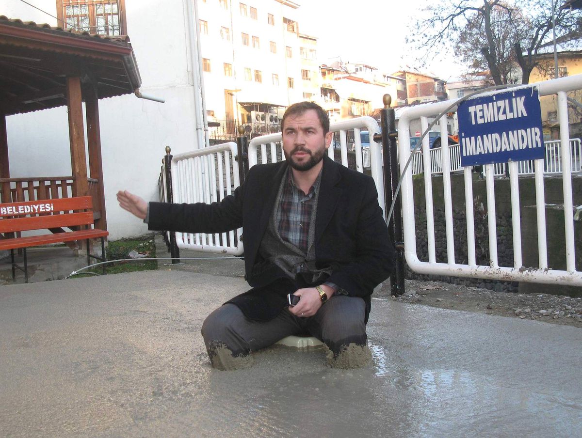 İmamdan Görülmemiş Eylem