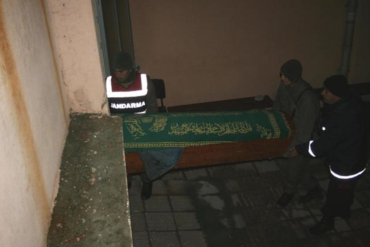 Keşan\'da Tır\'ın Çarptığı Yaya Öldü