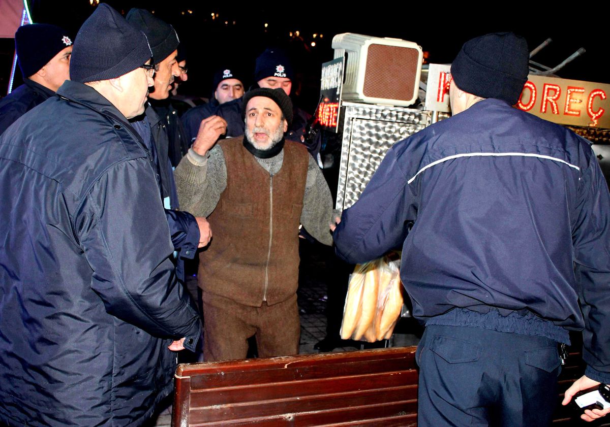 Kokoreççiden Bıçaklı Direniş