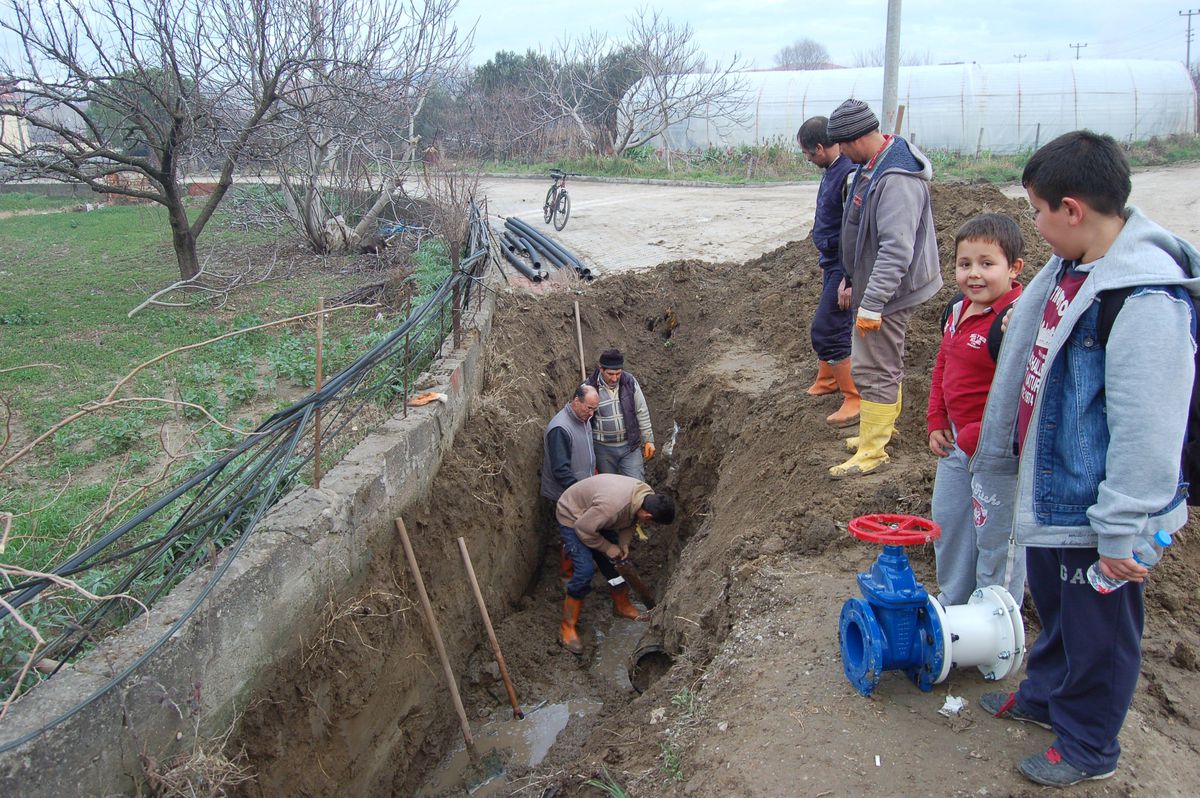 Köprü İnşaatı Sebebiyle Sular Kesildi