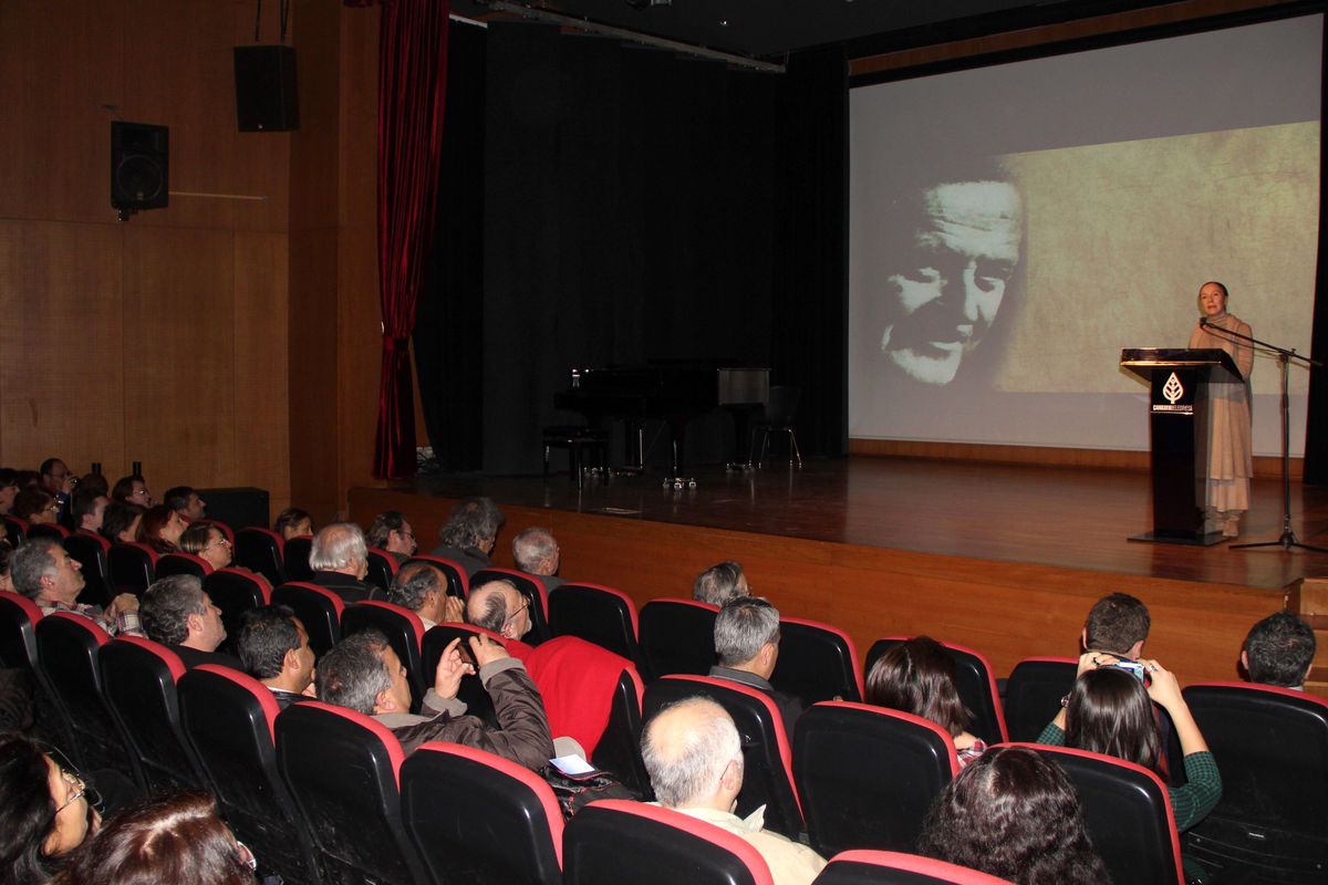 Nazım Hikmet\'in 111. Yaş Günü