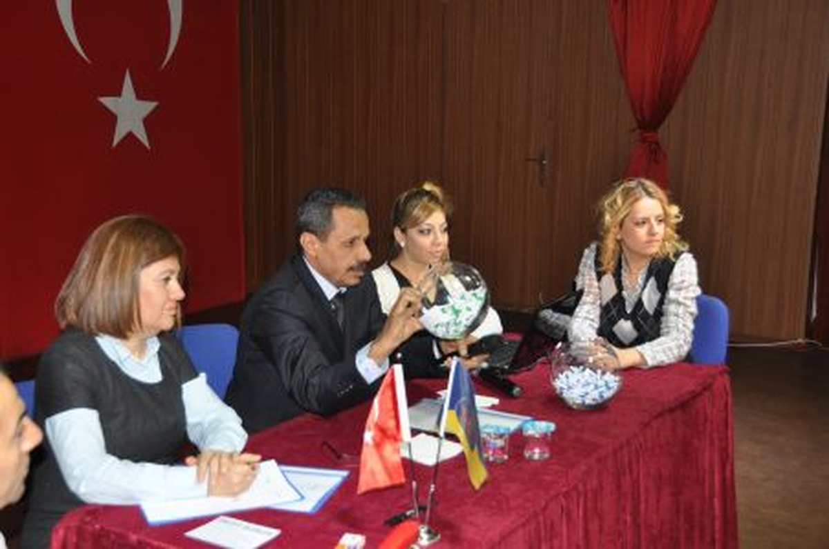 Şampiyonların Okulu GKV\'de Noterli Kayıt Sistemi