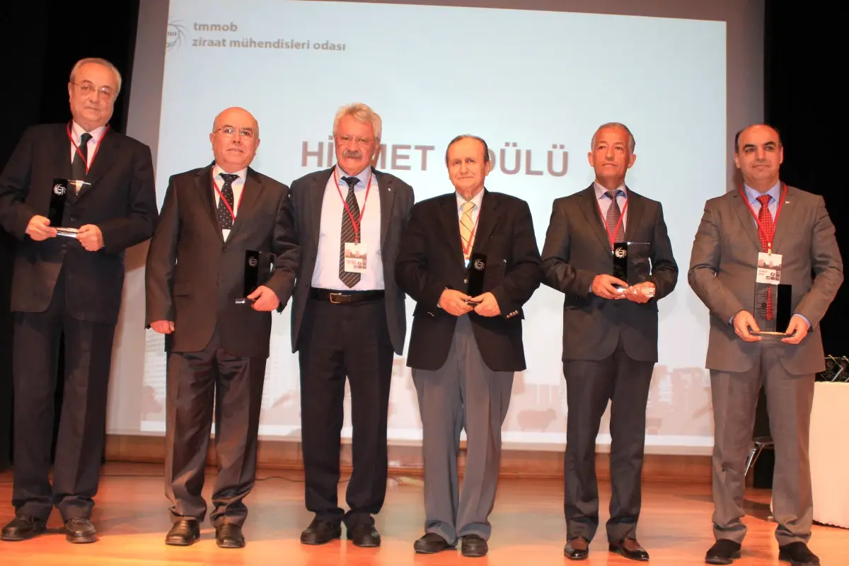 Toprağa Gönül Verenler Ödüllerini Aldılar